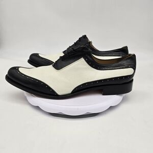 Classic Black and White Men's Oxfords